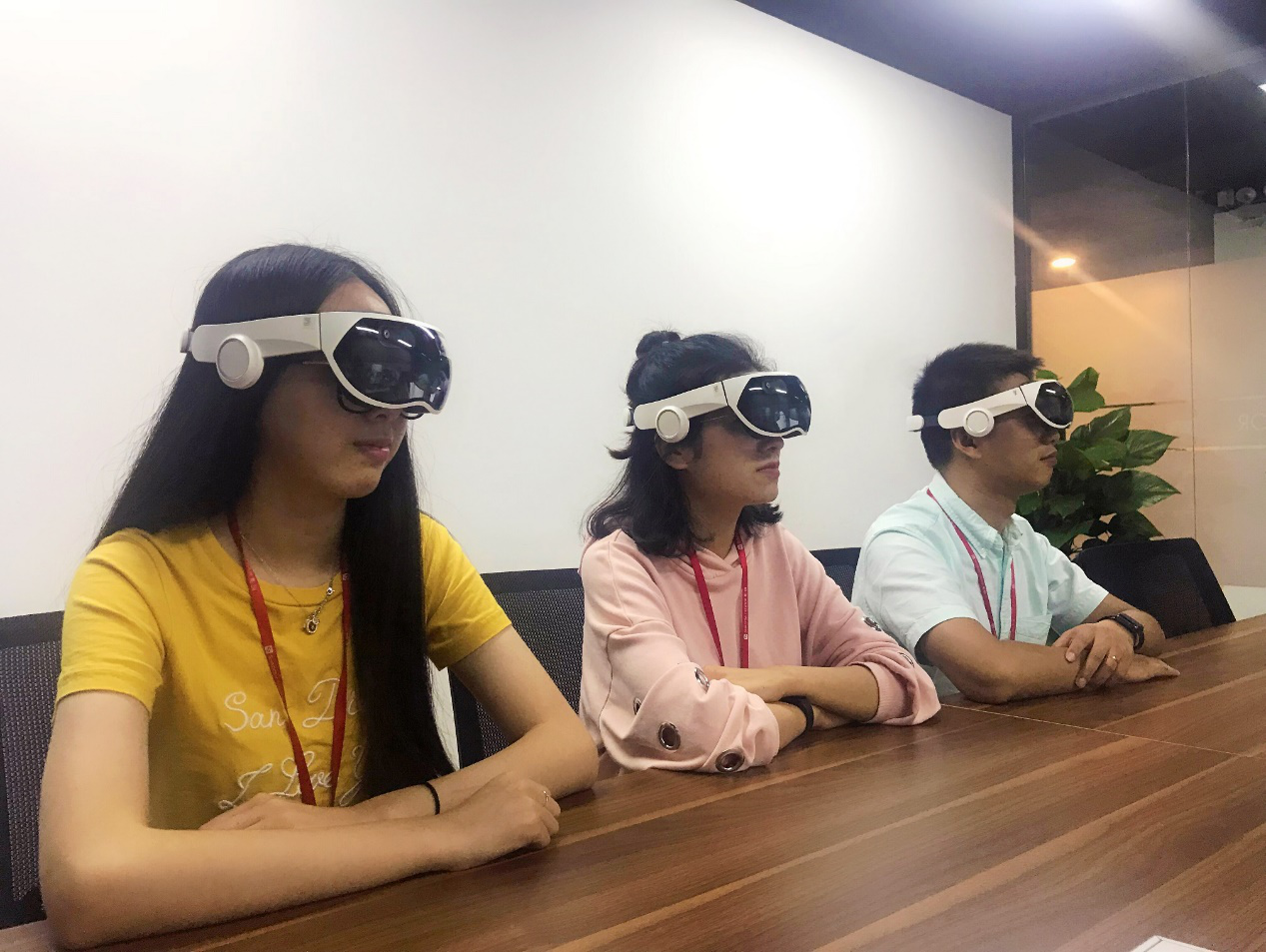 影创科技首次公开全息教育解决方案，助力VR/AR行业发展