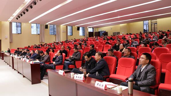 宜昌市:深入推进智慧校园创建 3年建成100个