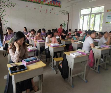 希沃信息化教学培训深入临泉县，携手共建智慧课堂
