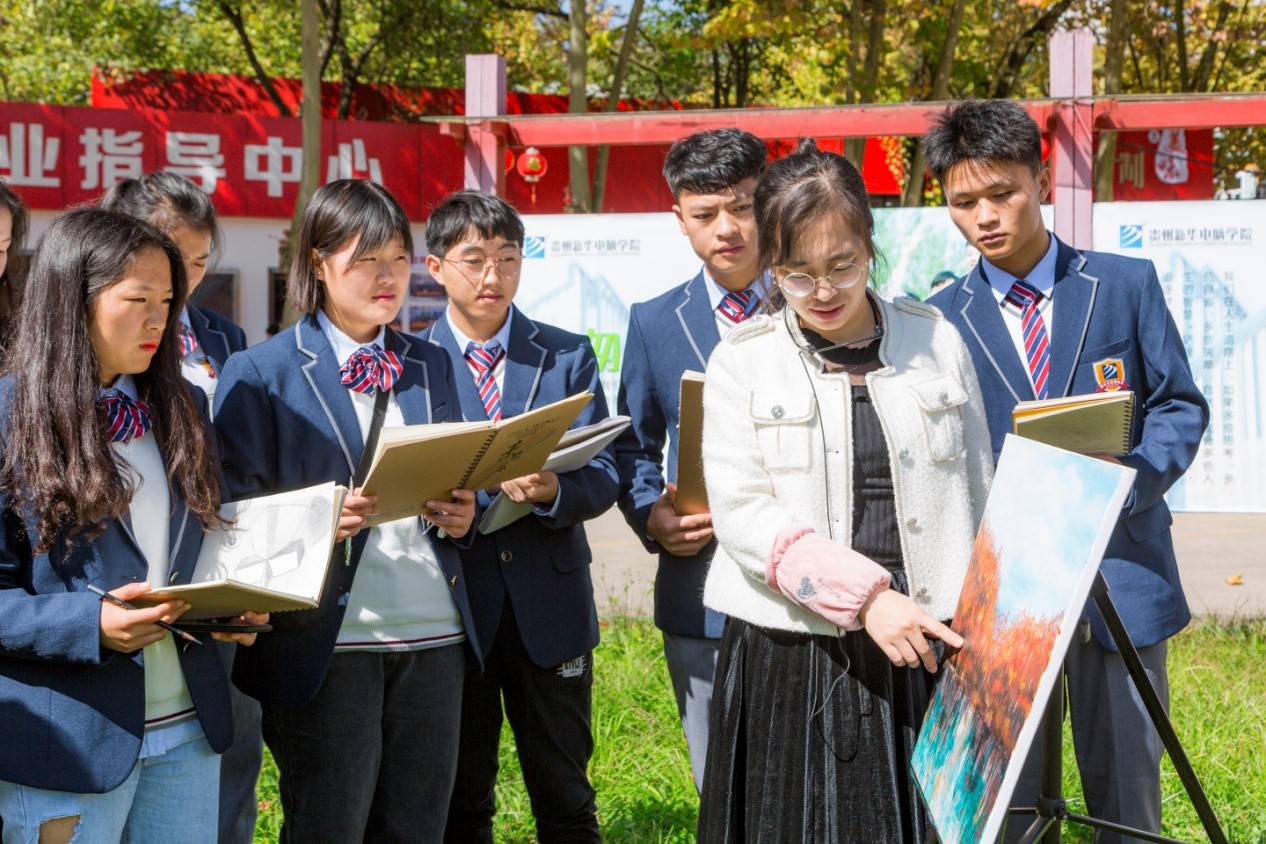 肩负职教强国重任，新华电脑学校升级“五项能力”培养互联网高技能人才