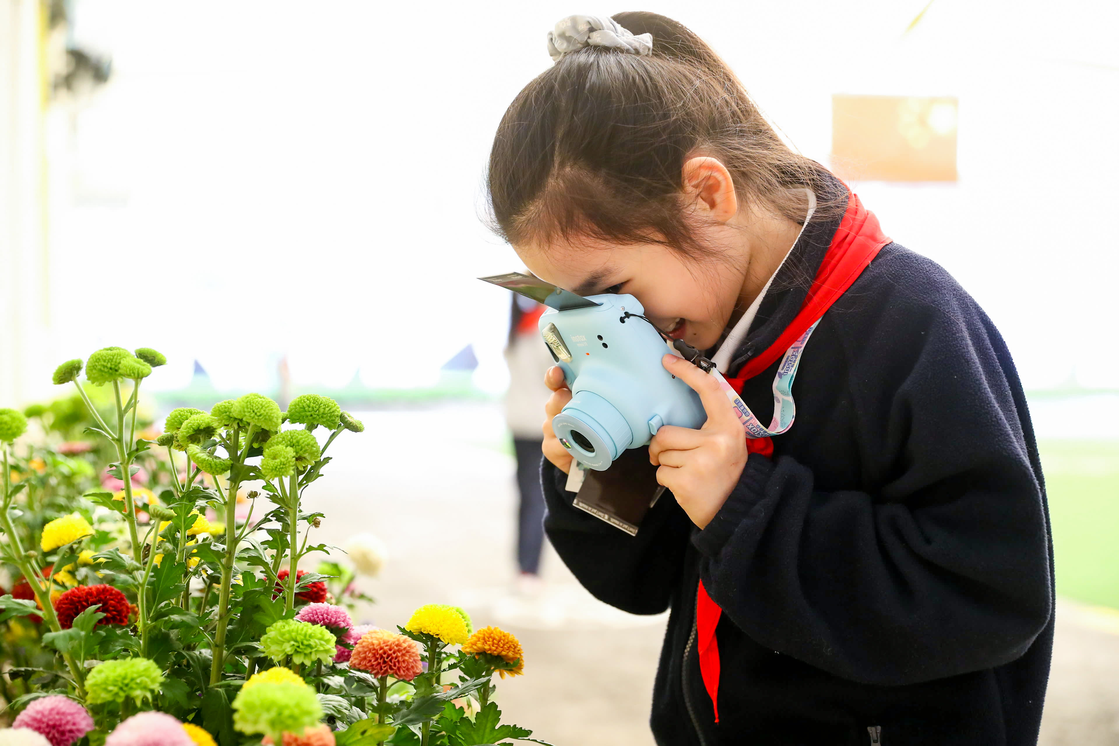 摄影课程全面升级 富士instax教育X爱菊小学摄影体验基地正式开课