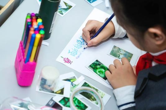 富士instax摄影体验基地走进七宝实验小学 校企合作推进美育教育