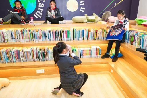 富士instax摄影体验基地走进七宝实验小学 校企合作推进美育教育