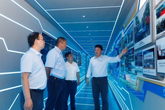 智能经开，科技未来 亦庄一小与北京联合大学在京举行签约仪式 