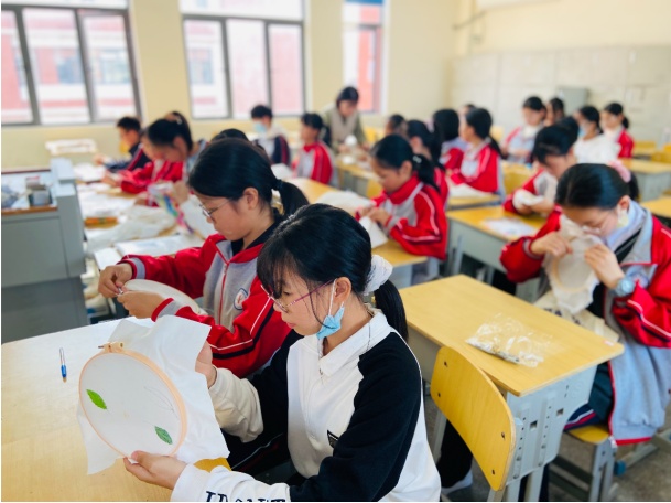 聚全力托举学生！中考成绩耀眼之外，素质培养还能如此多元