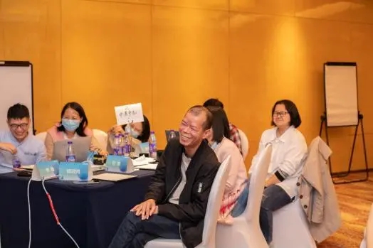 “满座皆教育先行者，与有荣焉”丨希沃自主发展工作坊走进广州