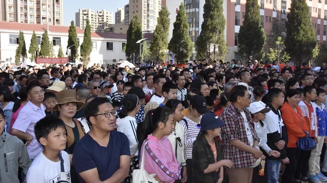 云南长水实验中学的家校共育，一场家庭与学校的“双向奔赴”