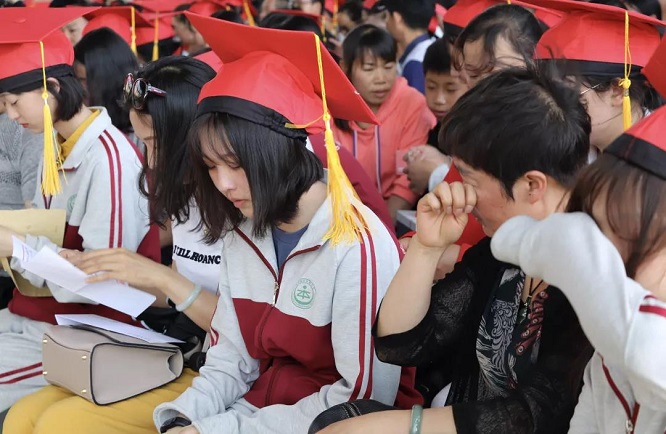 云南长水实验中学的家校共育，一场家庭与学校的“双向奔赴”