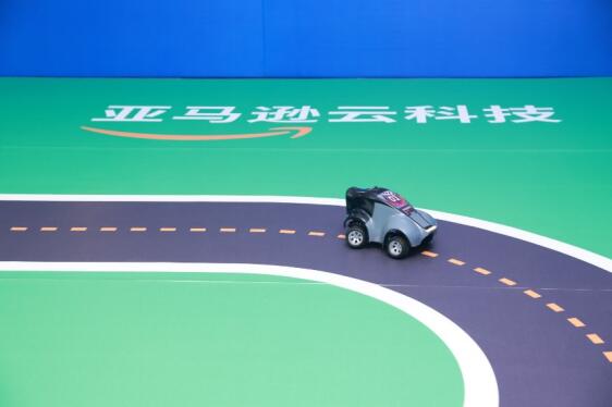 2022上海人工智能开发者大会Amazon DeepRacer自动驾驶赛车嘉年华成功举办