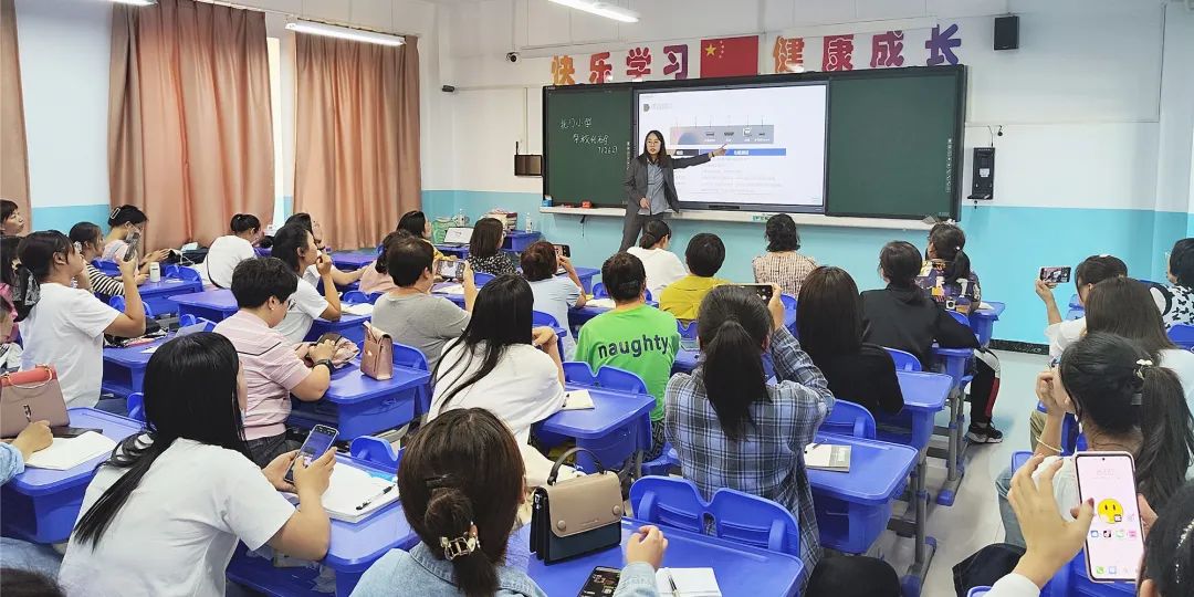 开学季分赴校园，为老师的新学期充电！