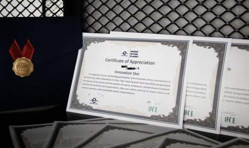 西瓜创客学员登纽约时代广场大屏，用编程守护地球