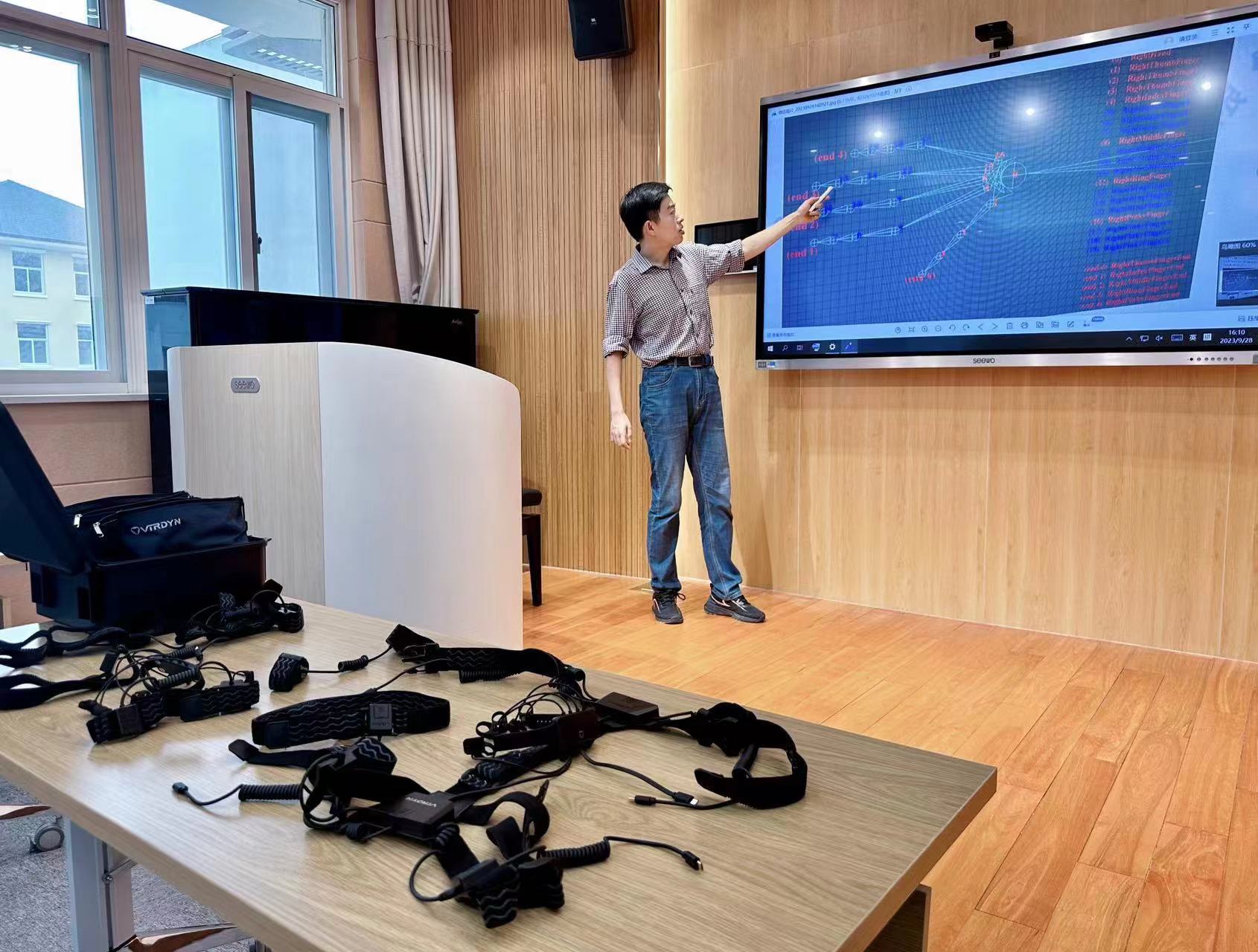 虚拟技术革新音乐教育，全国首个高校常规音乐课程的虚拟平台即将上线