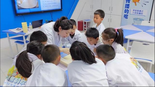 奇趣科学与美国科学教育体系与教学理念深度解析