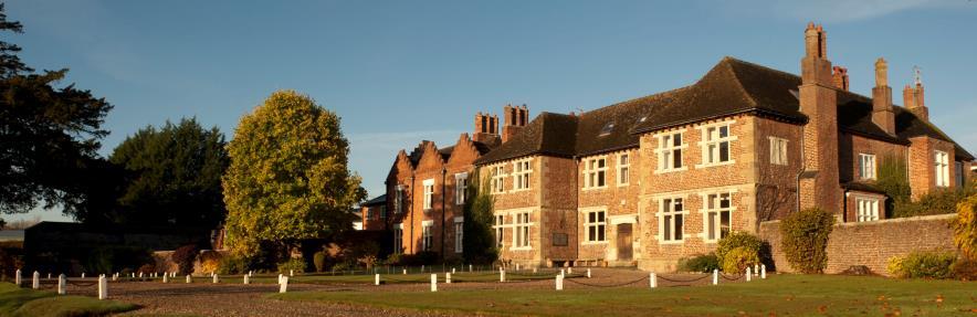 莫顿堂学校- Moreton Hall School