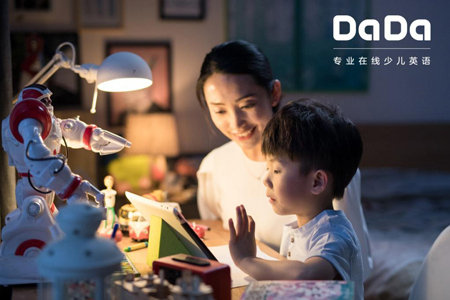 中国在线教育吸引大批美国人教学 DaDa IC课程升级助外教释放潜能