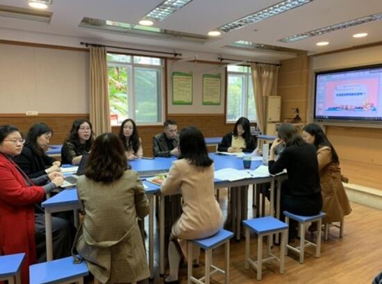 鸿合护航计划助力重庆市沙坪坝区创新课堂教学实践课例研讨和评比