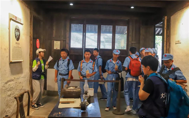 宁波：优化全时段服务，拓宽学生的成长空间