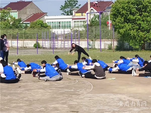 安徽庐江加强体育教学交流重视体育育人功能