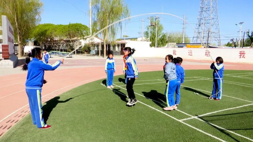 金塔县：多彩“课后服务”助力学生快乐成长