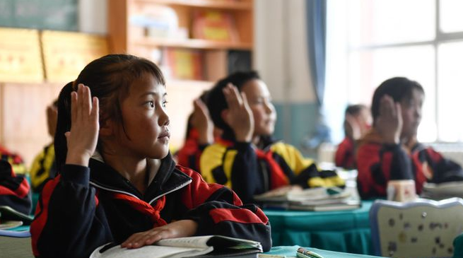 96.15％ 109万人次 135所……一组数字告诉你果洛教育七年巨变