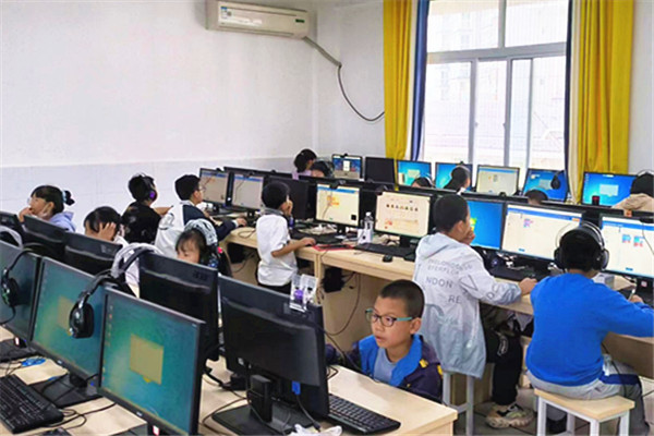 安康市在2022年陕西省小学生趣味编程专项竞赛活动中获佳绩