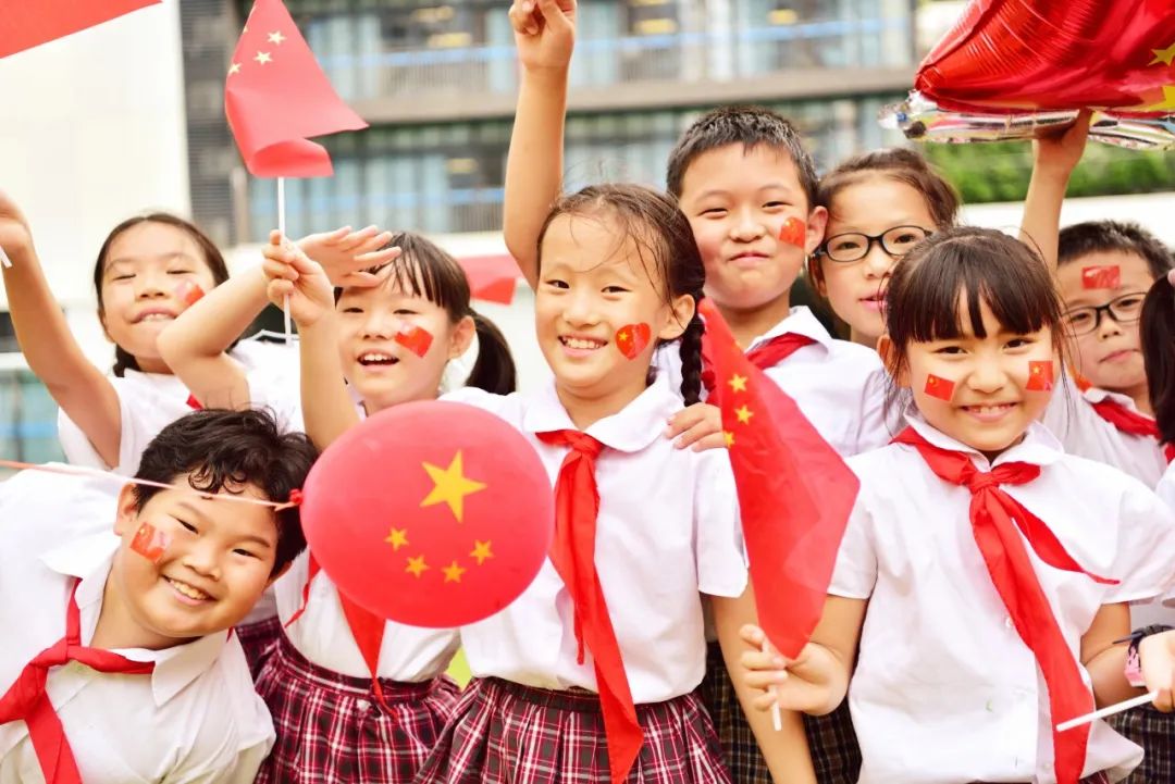 广东深圳：整体推动数字时代中小学德育变革