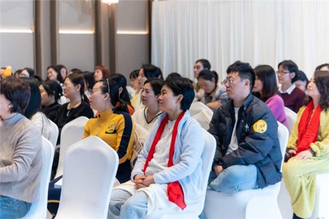 张德芬空间丨第四届“守护天使计划"全国心理咨询师招募进行中