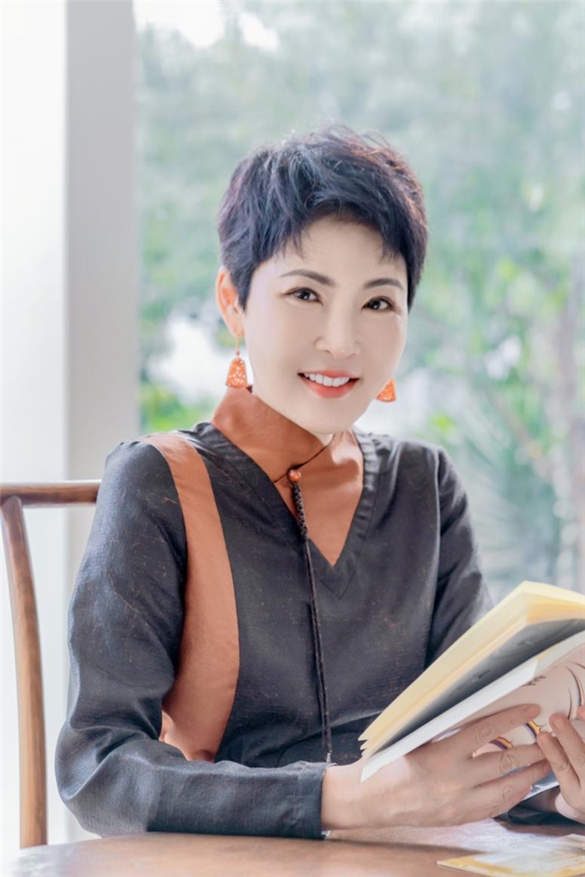 张德芬新书《活出你想要的亲密关系》分享会：与黄启团共赴心灵成长之旅