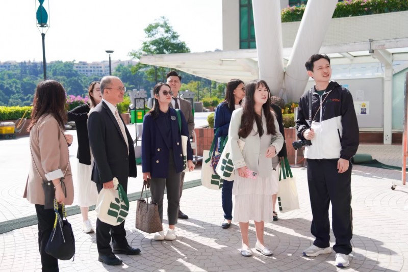 港教大与鲸帆“联盟”！香港教育大学与深圳市鲸帆港人学校正式签约，校长推荐计划正式启动！