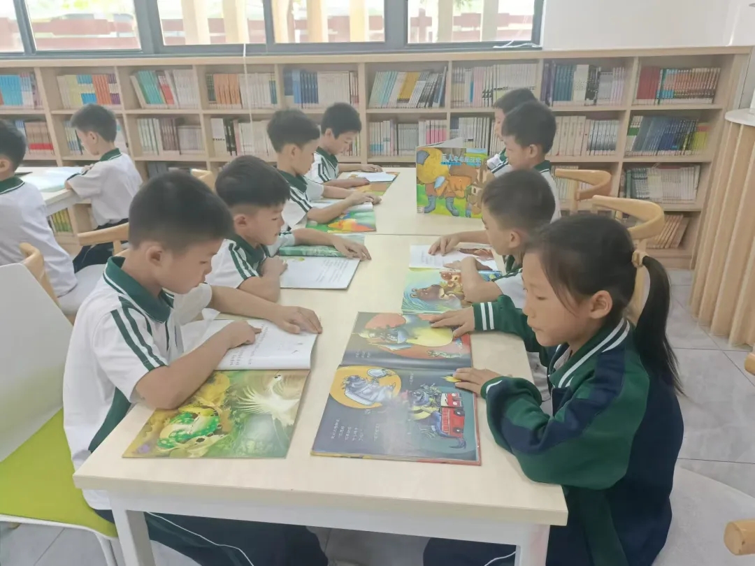 品牌建设——开平市风采实验学校荣获广东省中小学“最美阅读空间”称号