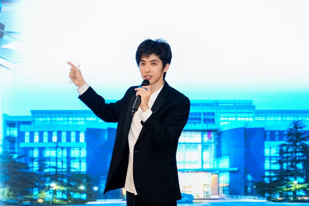 从记忆大师到教育先锋：许东民‘三天解锁学霸大脑’活动开幕