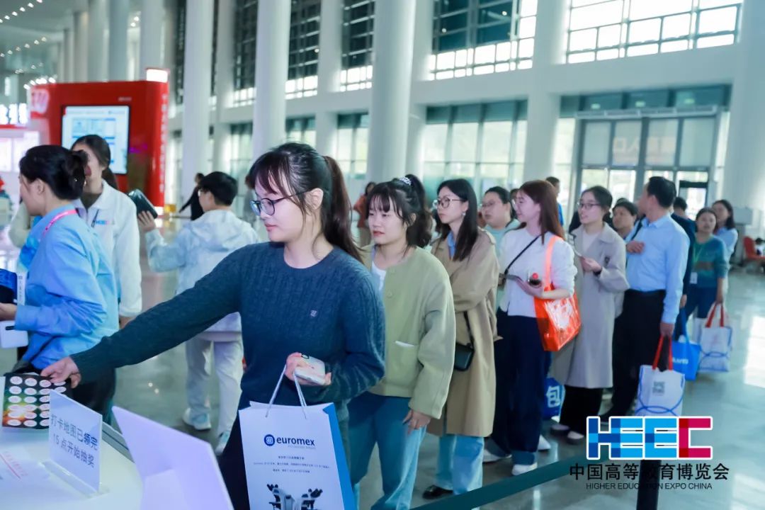 【高博会预登记】当“北国春城”遇上春天，5月高博会邀您共赴“春日之约”！三重好礼等你来~