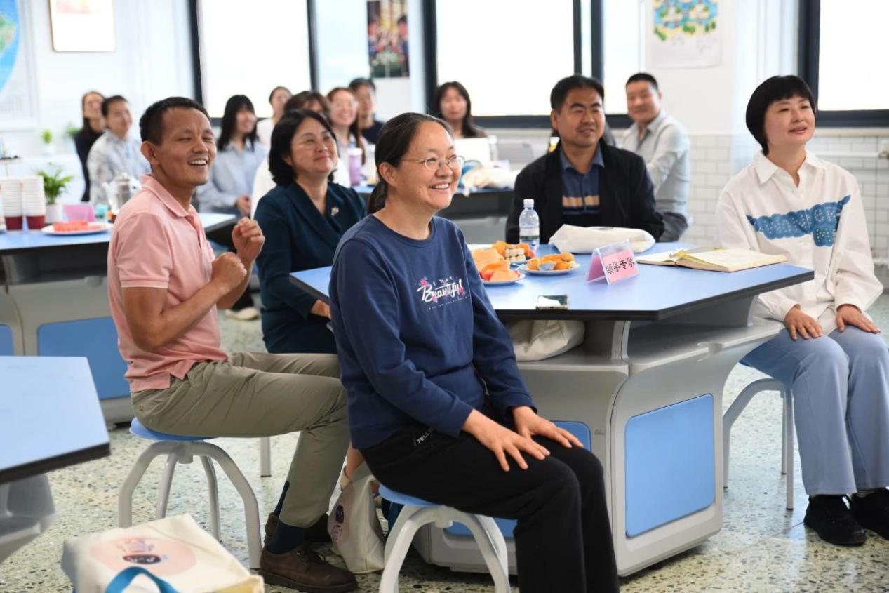 火花跃动，智教同行：景山京西AI火花社成立仪式暨首期活动成功举办