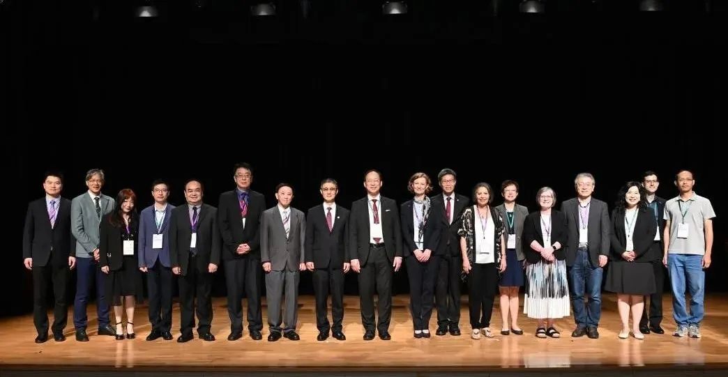东方正龙探索技术赋能路径，共赴香港第十一届亚太翻译论坛