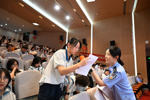 多地反诈中心联合快手开展反诈宣传进校园活动 提升青少年暑期反诈防骗意识