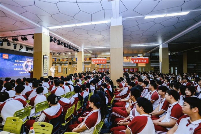 “健全人格公益行”走进三河燕郊育才学校 人格频率学苑助力人格教育发展