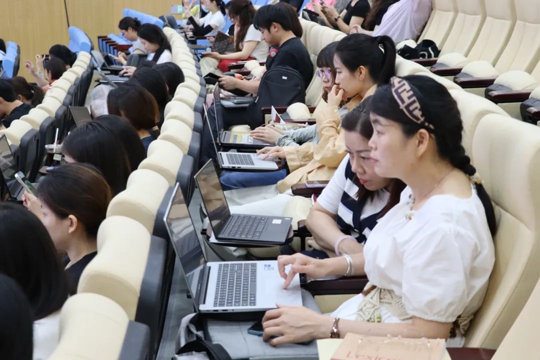 “AI赋能，智启美育”金三惠助力泉州音乐教师数字素养再提升