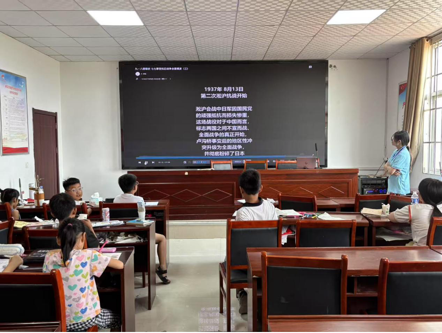 法润心护助成长，乡约山亭绘青春