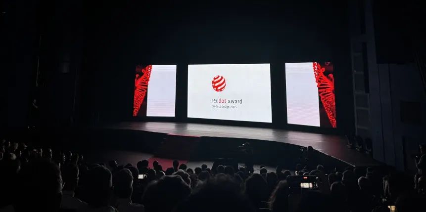 热烈祝贺itcHUB智慧会议平板荣膺德国「2025红点产品设计大奖」！国际权威认可！