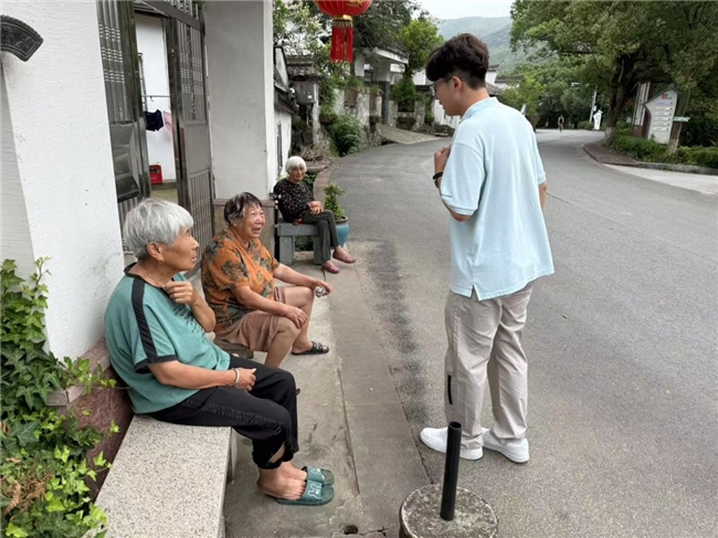 走毛岙阡陌焕农品，寻山水脉络兴文旅