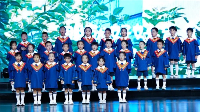 红黄蓝幼儿园毕业季：以爱为名，礼赞成长