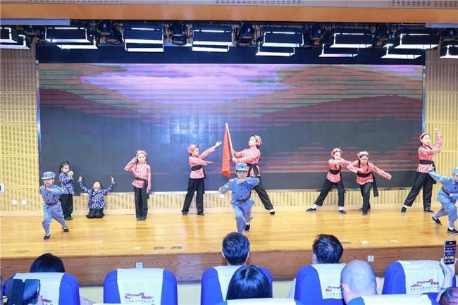纪念抗战胜利80周年 “抗战中的老舍”作品诵读会在京举行