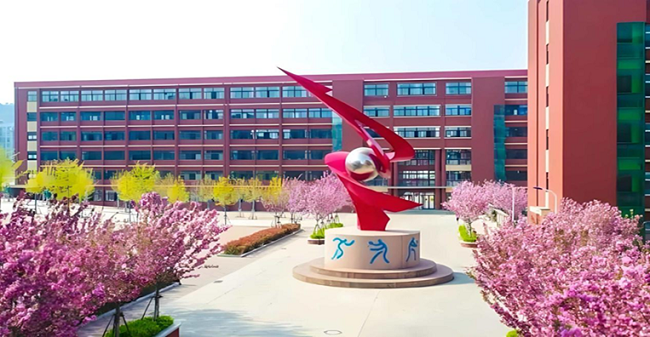 科技赋能，华为擎云助力高效智慧课堂建设