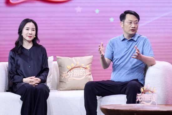 《无分别的爱》破解AI教育困境 教育重在育“人”