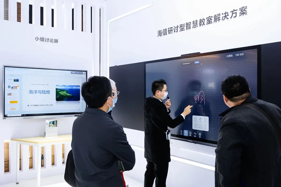 深耕教育提质关键域，打造“优质均衡+协同共进”的智慧教育引擎 ——专访海信商用显示国内营销总经理段宗好