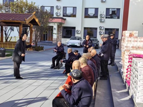 情暖深秋,爱润夕阳——乾元会成员赴太原幸福汇康养中心公益慰问 情暖深秋,爱润夕阳——乾元会成员赴太原幸福汇康养中心公益慰问