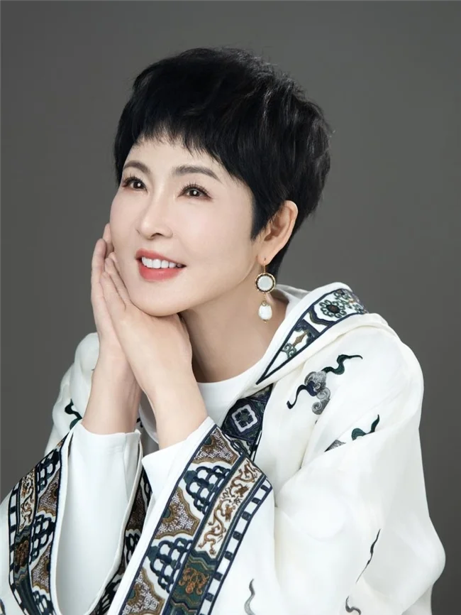 2026成长新启示：张德芬《遇见未知的自己》解锁“爱你老己”，让自我陪伴成为终身底气