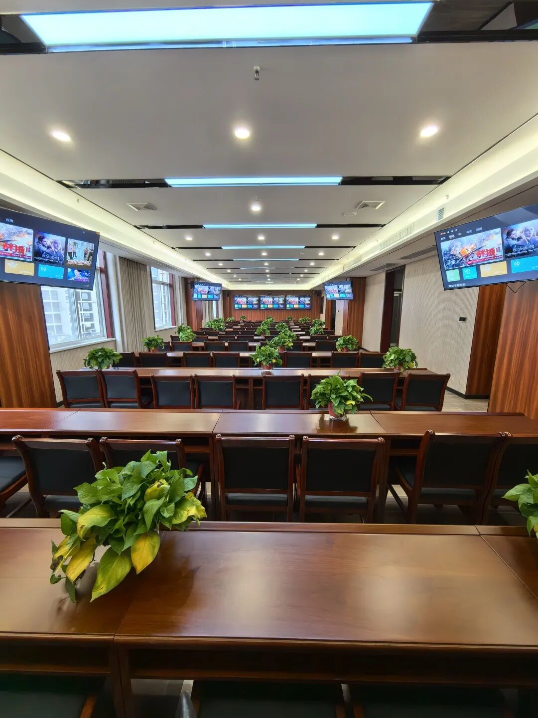以声赋能政务办公——声曼电子扩声系统落地综合楼多间会议室