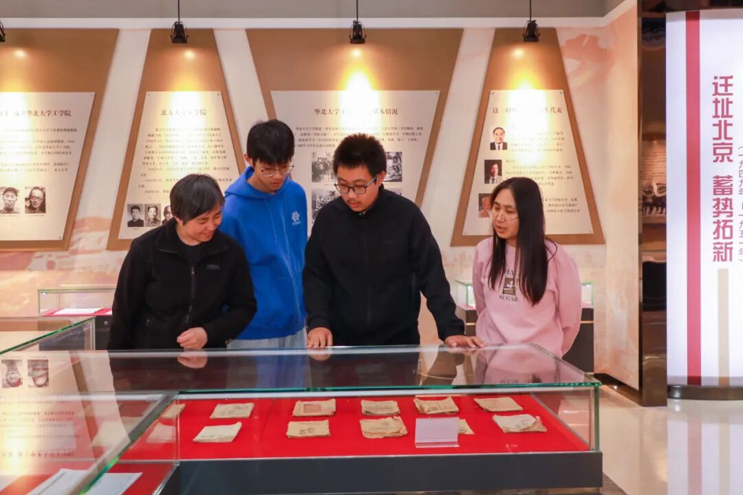 探索11个前沿领域!2026年北京市青少年“脱颖”培养创新冬令营开营