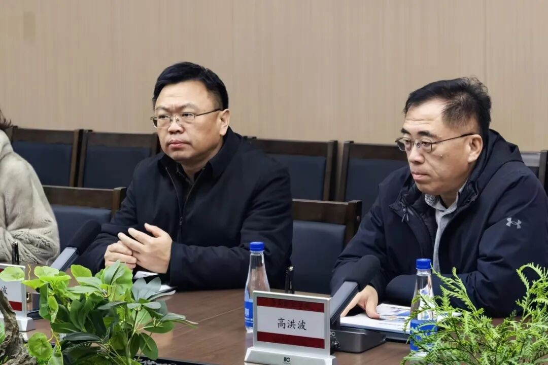 济南职业学院党委副书记杜红波一行莅临山东保伦电子科技考察交流